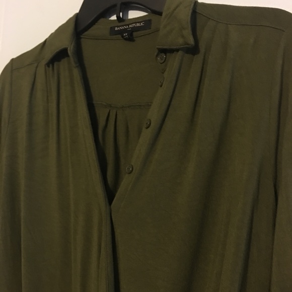 Banana Republic factory olive green wrap top - Picture 4 of 6